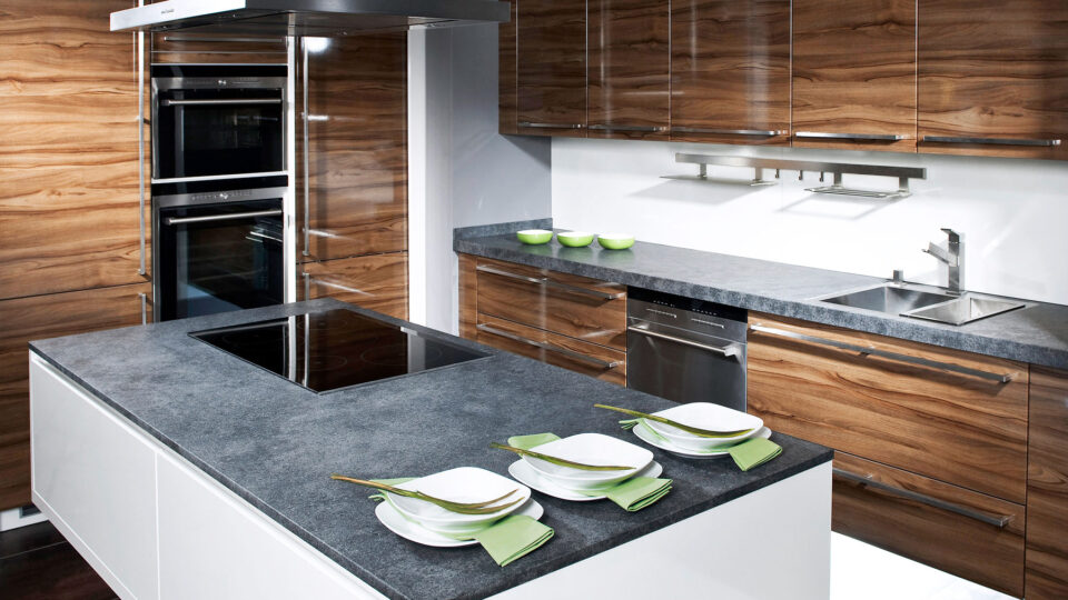 STRASSER | Arbeitsplatte Manhattan, Naturstein, Grey
