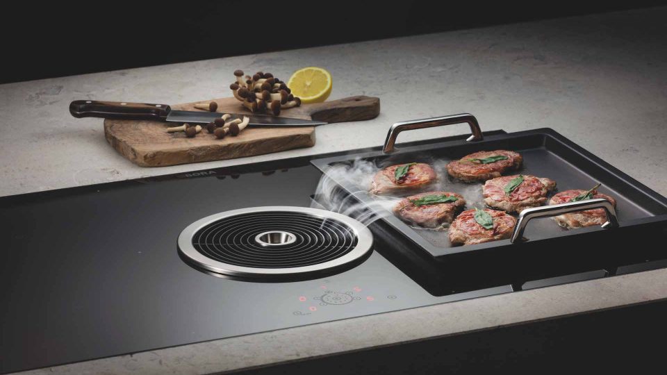 Beispielbild eines Bora Kochfeldes mit Muldenlüfter