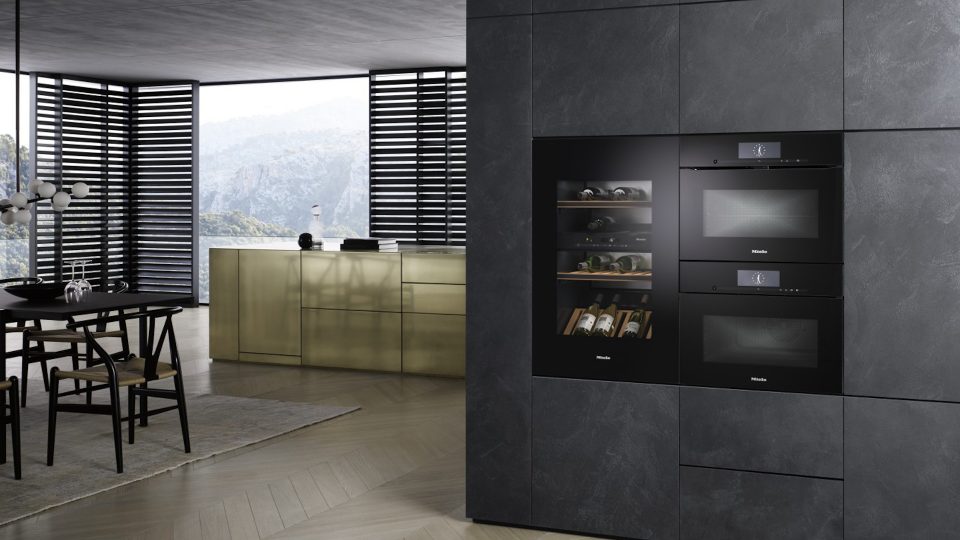 Bild Miele Einbaugeräte in schwarz