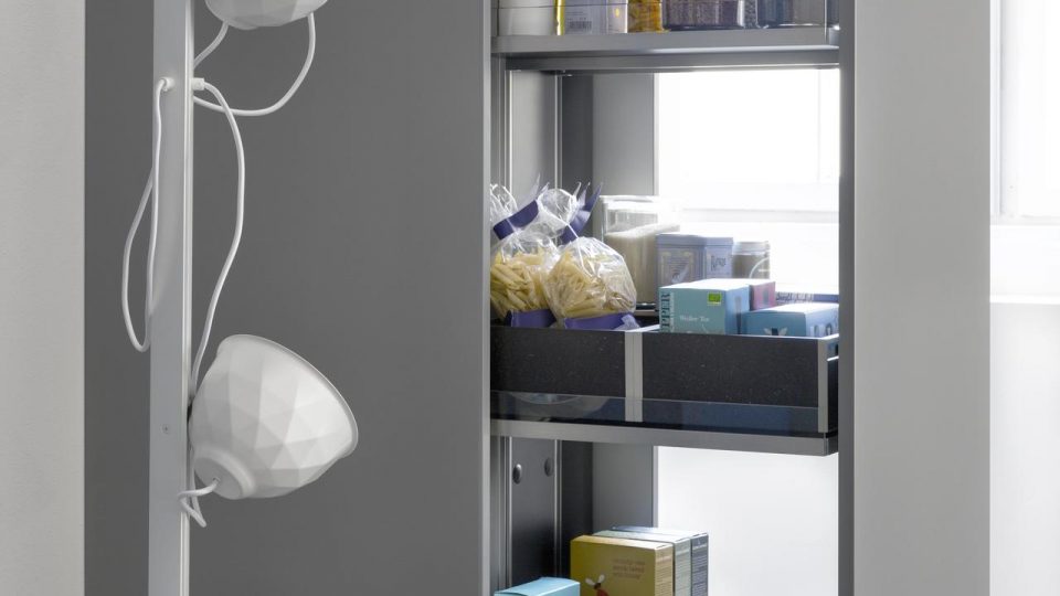 Beispielbild: Auszugschrank, platzsparend